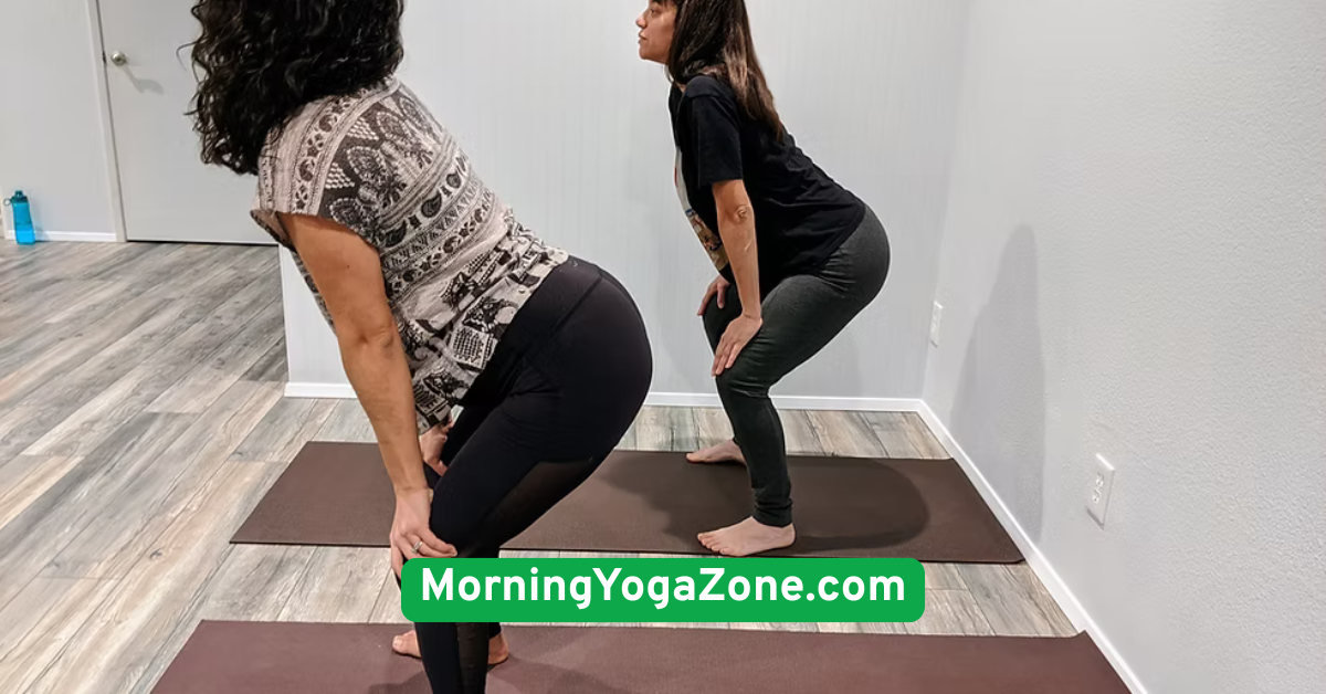  Cat-Cow Stretch (Marjaryasana-Bitilasana)