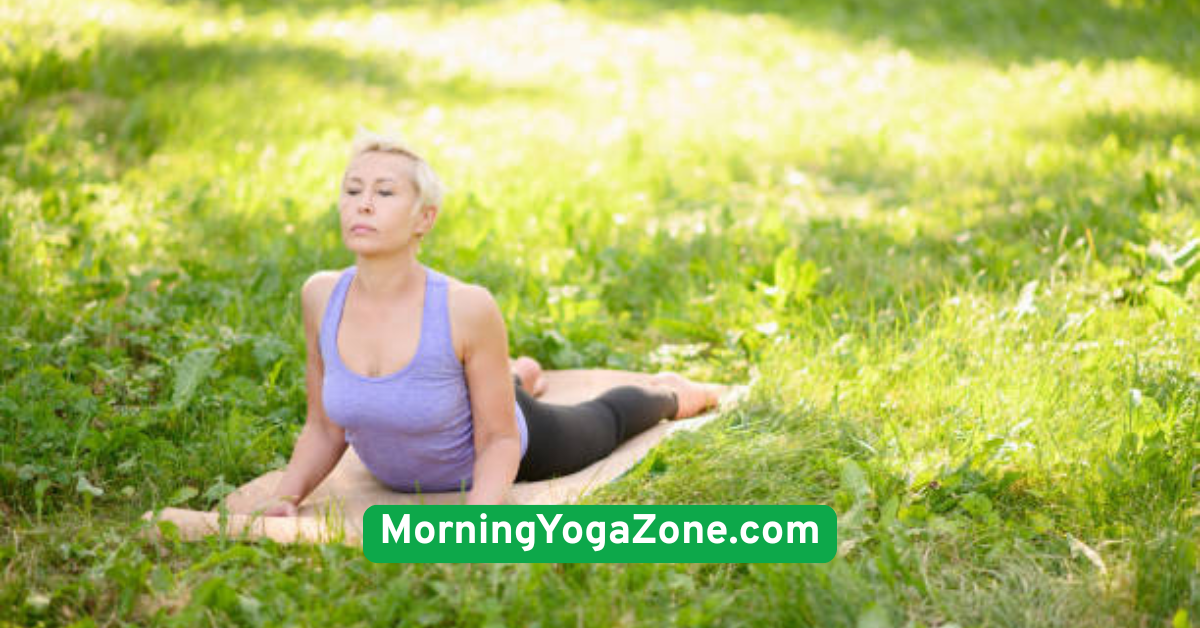  Cobra Pose (Bhujangasana)